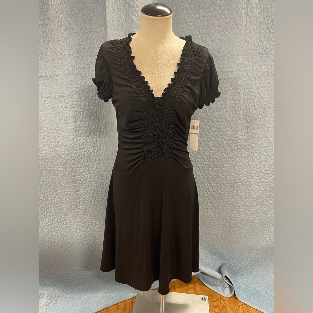 Black Short sleeve V Neck black dress